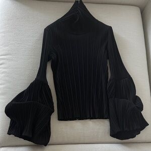 Elegant Black Pleated Women's Top